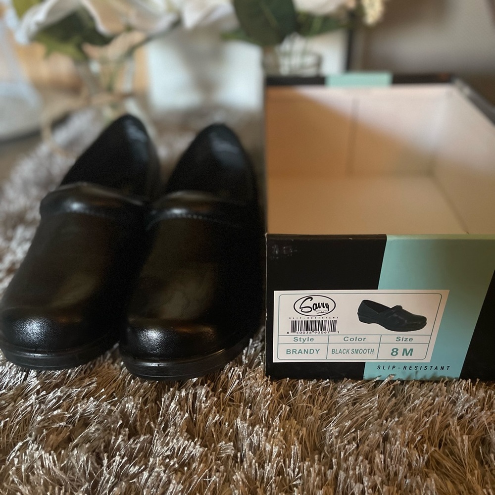 Comfort nursing shoes size 9